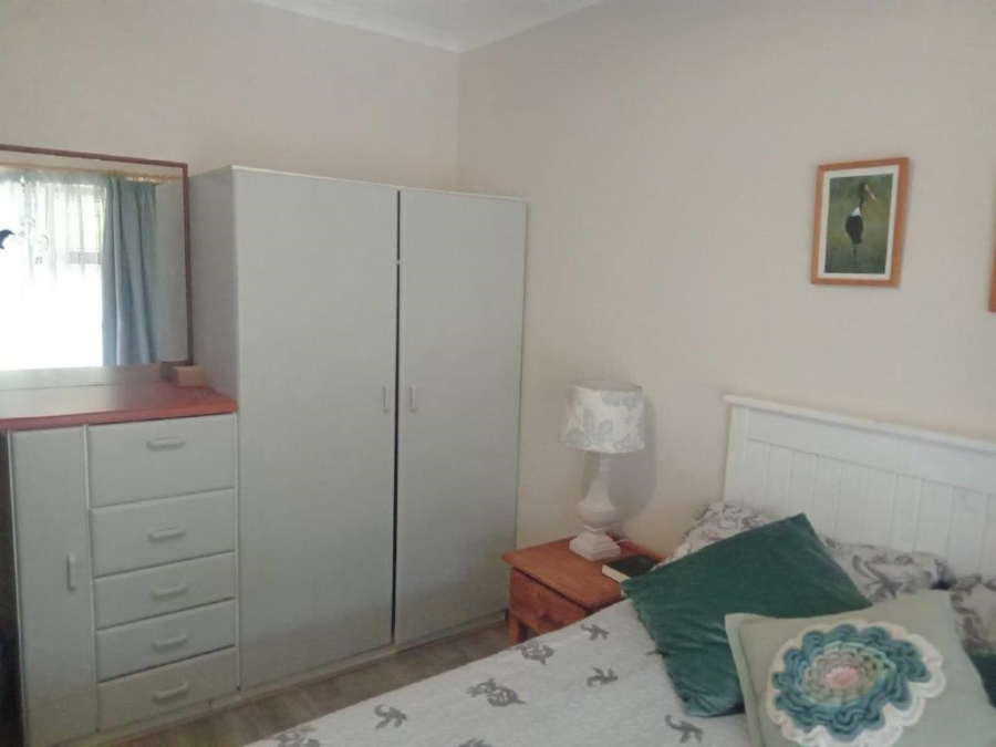 6 Bedroom Property for Sale in Paradise Beach Eastern Cape